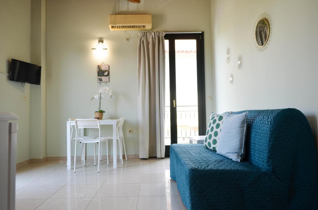 Sunny Corner Каламата Екстер'єр фото