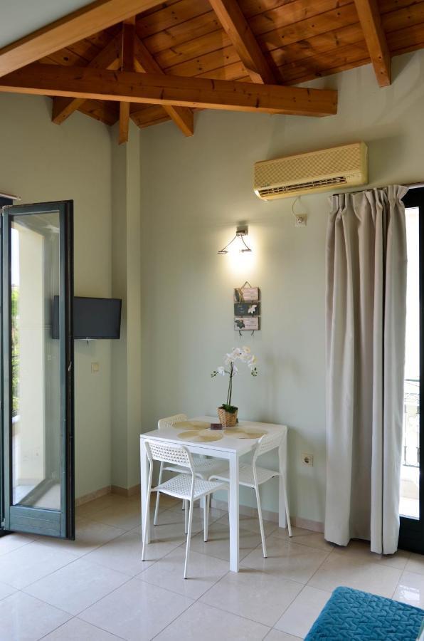 Sunny Corner Каламата Екстер'єр фото